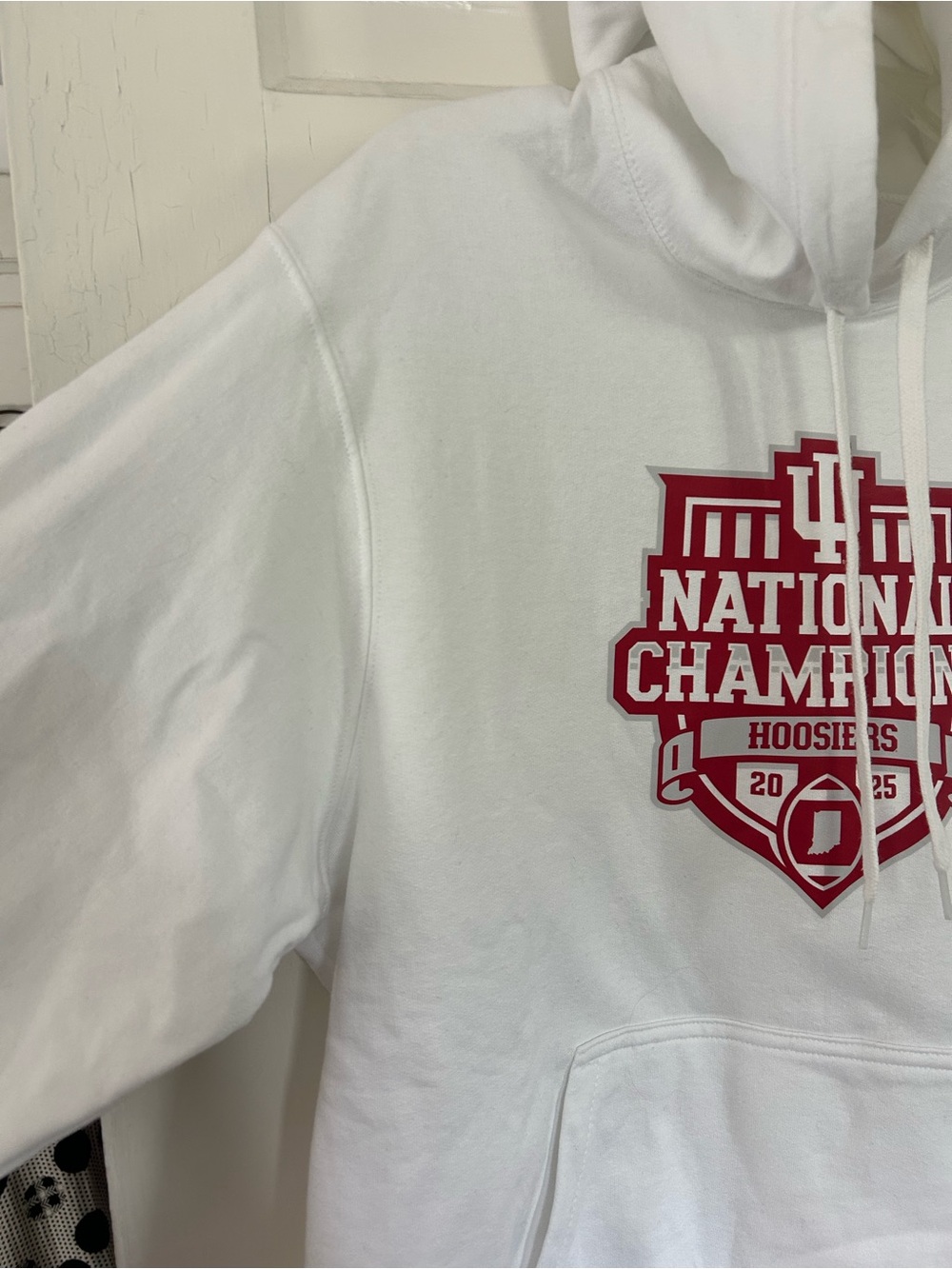 Indiana University 'National Champions' Hoosiers White Hoodie with Red Logo. Med - Picture 5 of 10